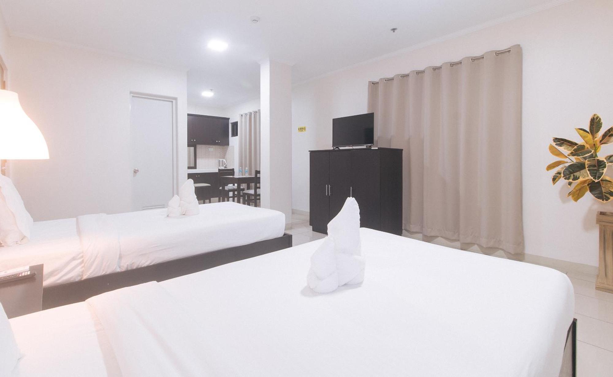 Urbanview At Evangelista Street Makati Makati City Exterior photo