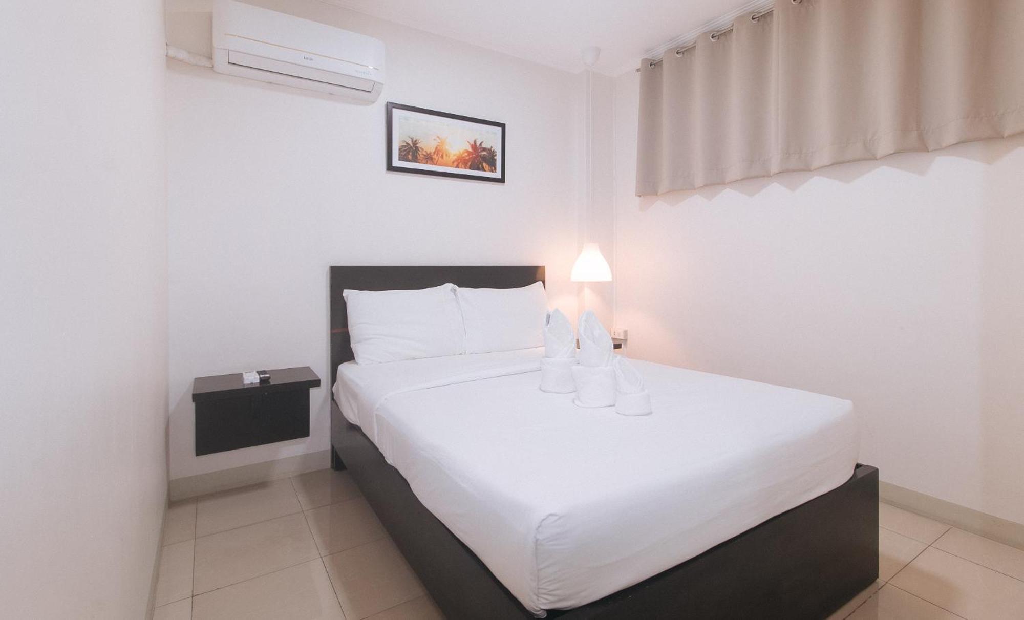 Urbanview At Evangelista Street Makati Makati City Exterior photo